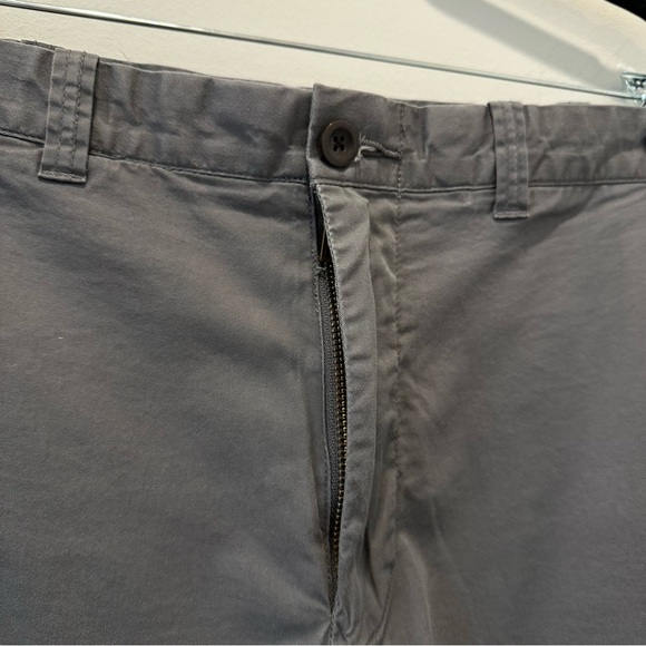 J Crew 10.5” Stretch Chino Shorts For Men Size 36 Gray Neutral Casual Golf Polo - Picture 6 of 14